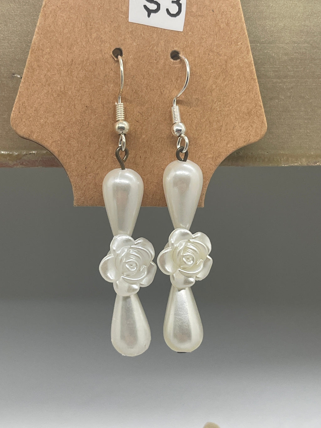 Plastic Pearl Drip Earrings