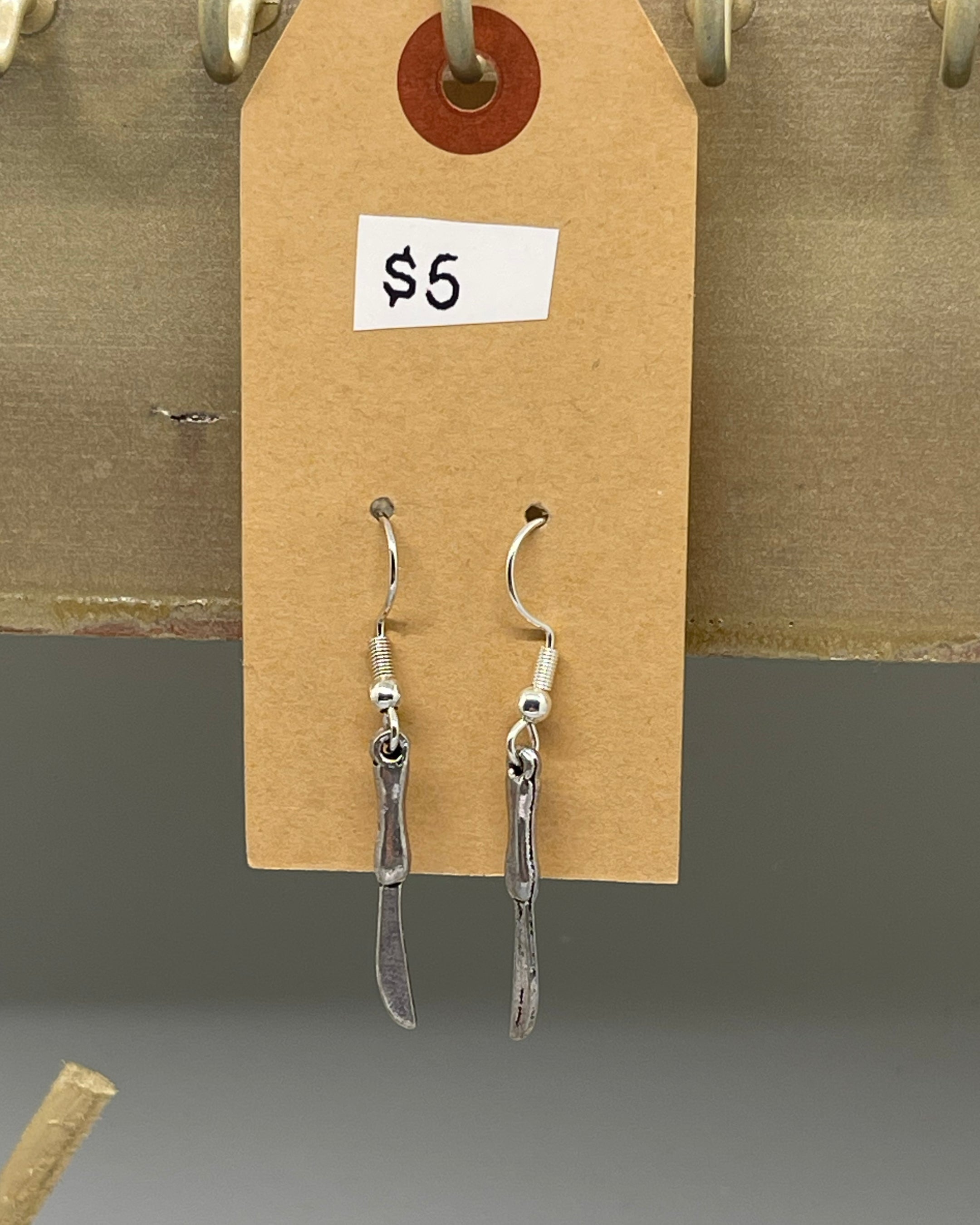 Knife earrings